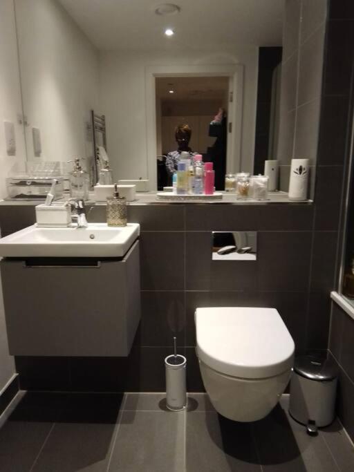 Whole Apartment 5 Mins To East Croydon & Concierge Londres Exterior foto