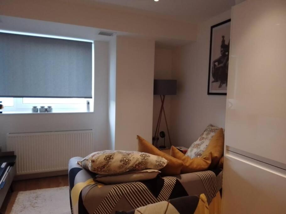 Whole Apartment 5 Mins To East Croydon & Concierge Londres Exterior foto
