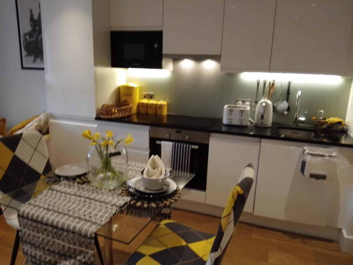 Whole Apartment 5 Mins To East Croydon & Concierge Londres Exterior foto